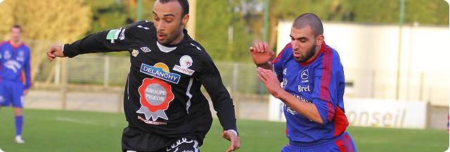 Image de l'article USM 0-1 AS Vitré : La Montagne tombe sur un roc 
