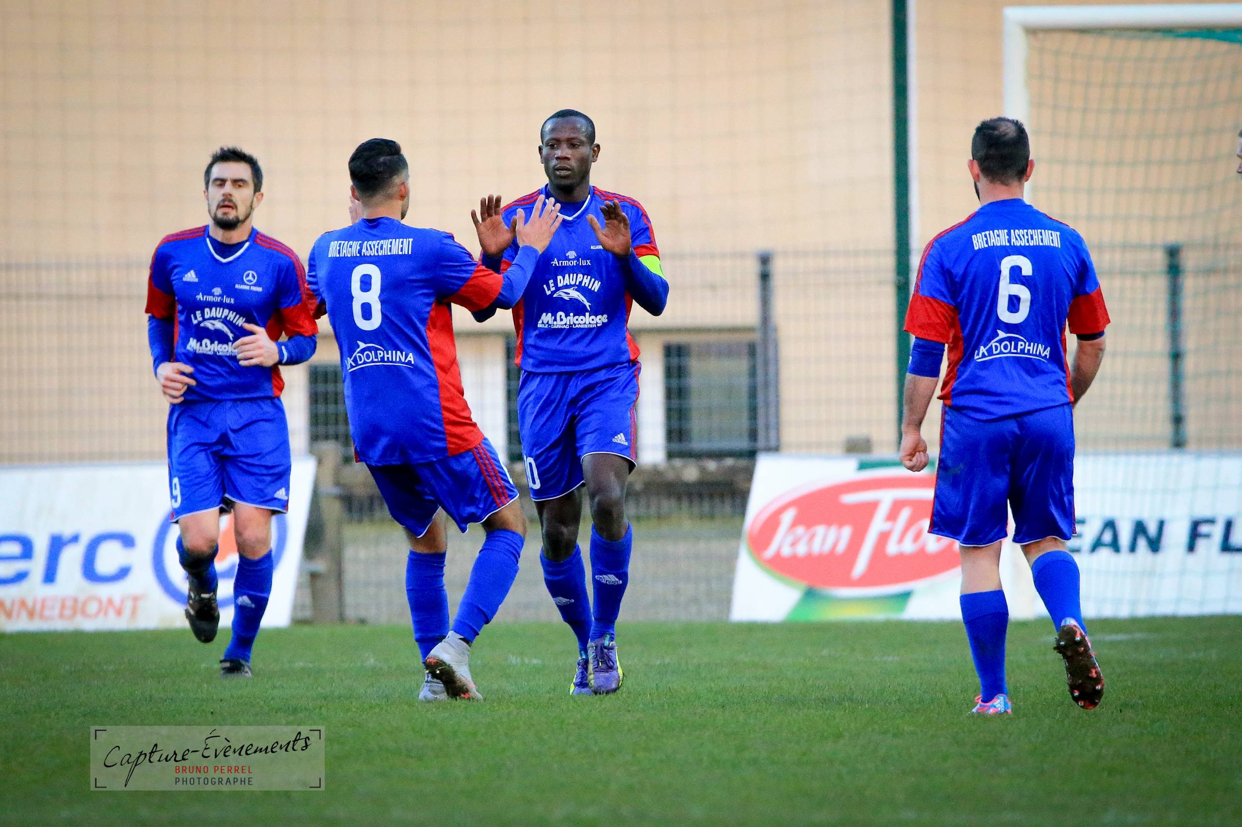 Image de l'article CdB. Le VOC élimine les Forgerons (1-2)