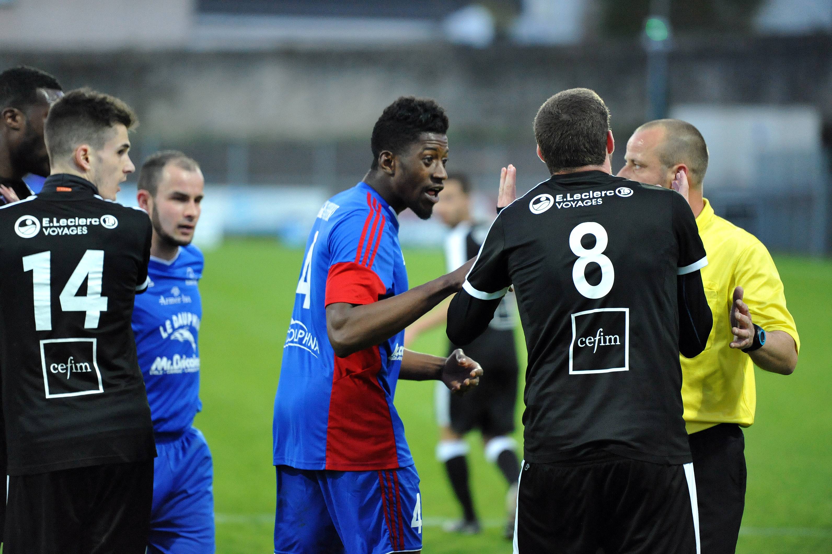 Image de l'article Vannes OC 2-3 USM : Une victoire historique !