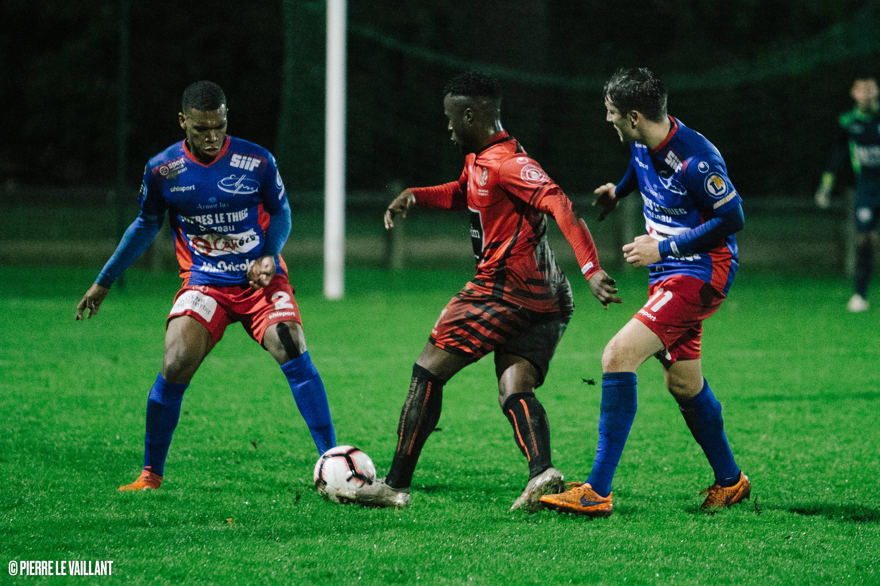 Image de l'article R1. L\'USM s’en sort au finish (3-1)