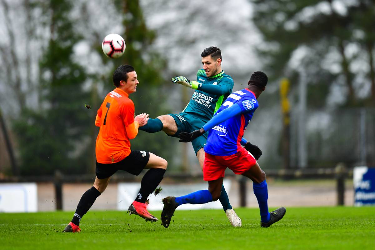 Image de l'article R1. L\'USM perd encore du terrain (1-1)