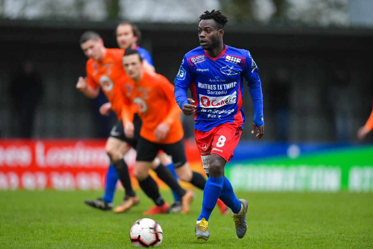 Image de l'article R1. L\'USM perd encore du terrain (1-1)