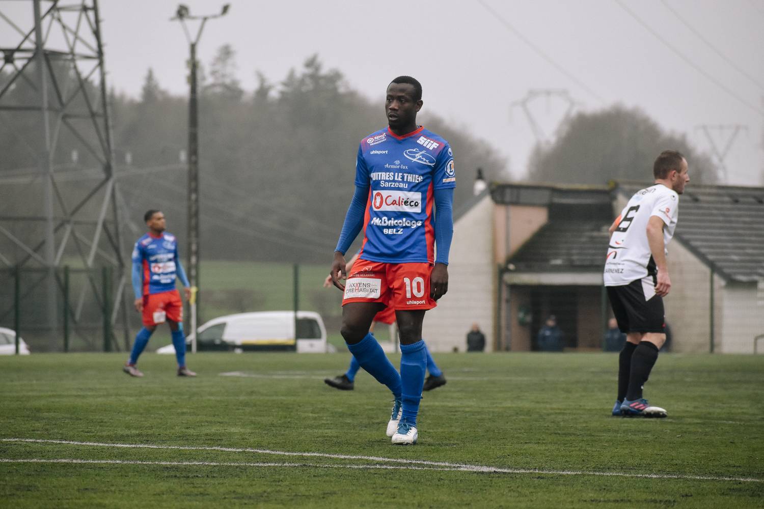 Image de l'article R1. Les Forgerons n\'y arrivent plus (1-3)