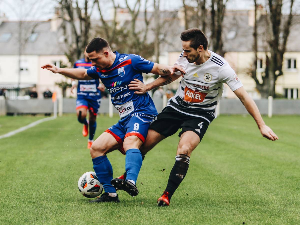 Image de l'article R1. Les Forgerons repartent de l\'avant (2-3)