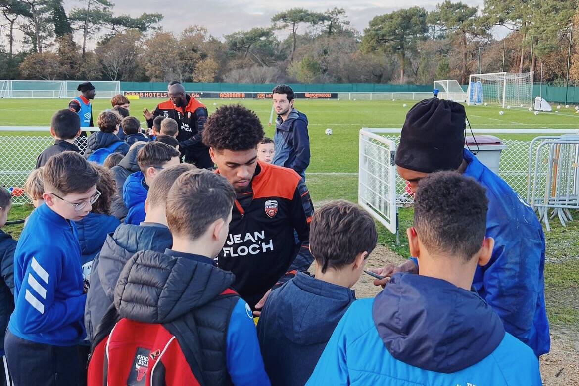 Image de l'article Stage de Noël : Futsal, plaisir et sourires