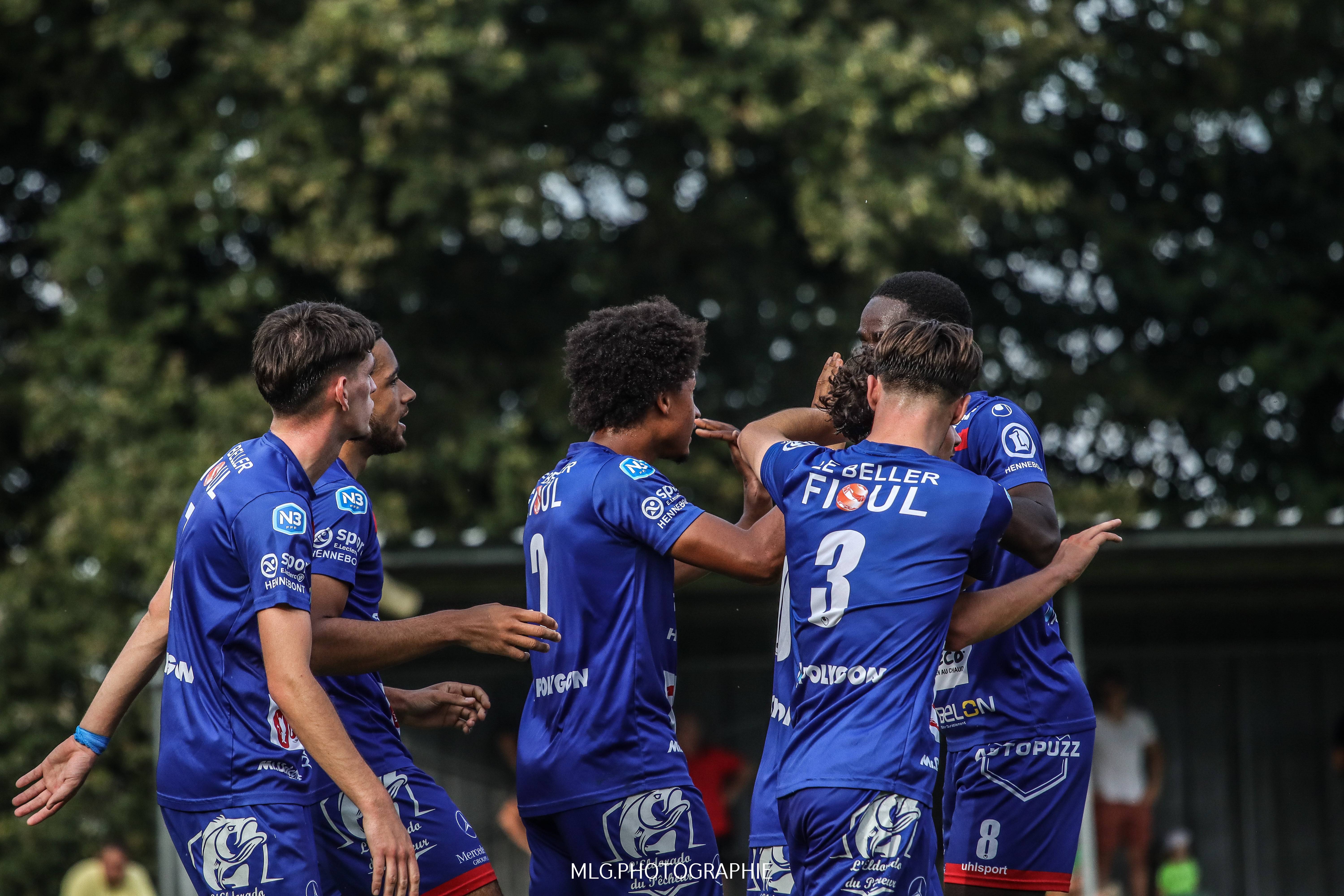 Image de l'article R1, J1. USM 2-2 AS Ménimur
