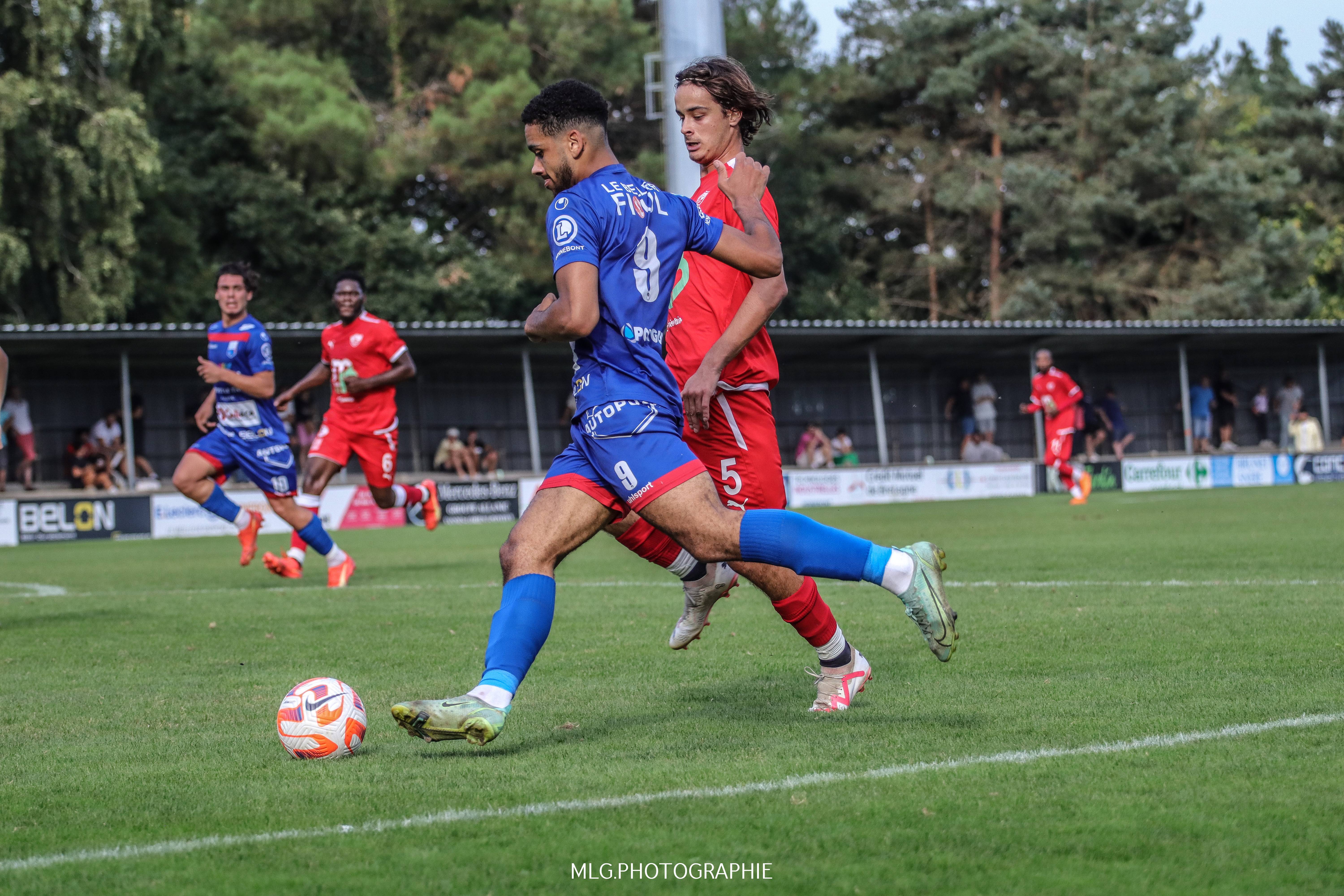 Image de l'article R1, J1. USM 2-2 AS Ménimur